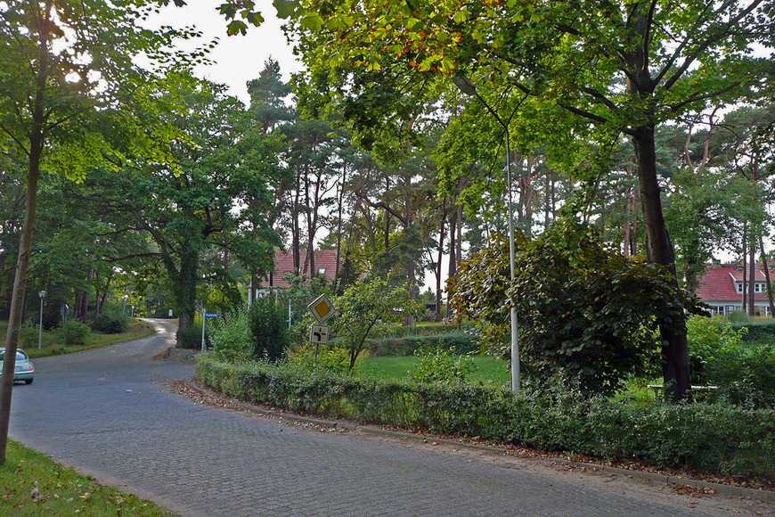 Abb. 6. Riemserort, Hanse- und Universitätsstadt Greifswald, Wohnsiedlung, Kreuzung zwischen den Straßen An der Wiek, Hauptstraße und Ringstraße, 2014. 