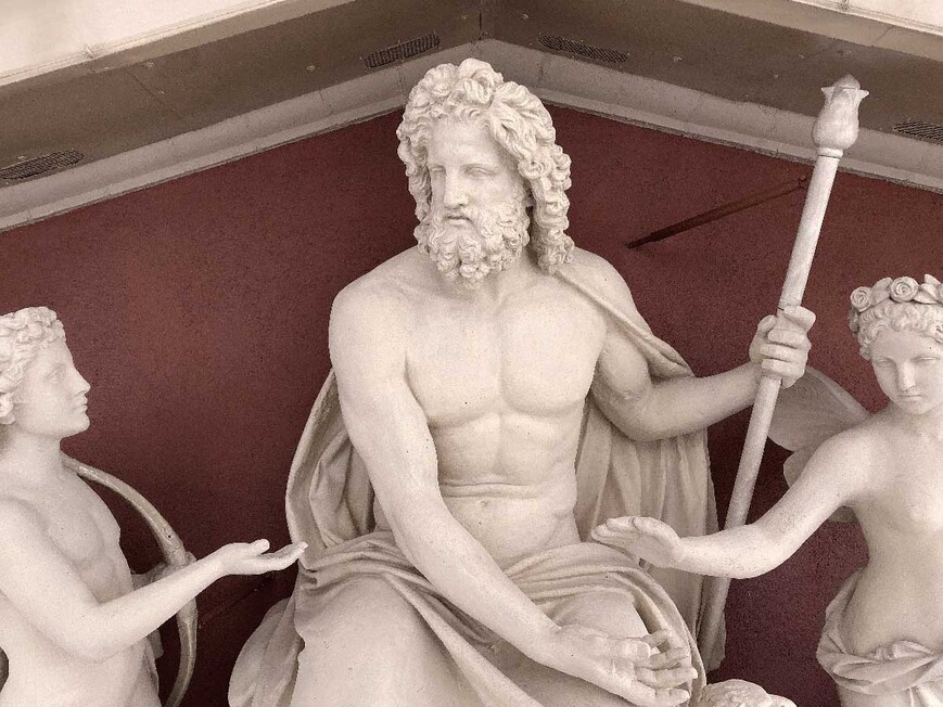 Download: Abb. 8: Landeshauptstadt Schwerin, Alter Garten 3, Galeriegebäude, Zeus, fertiger Zustand Mai 2025 (Andreas Baumgart) Abb. 8: Landeshauptstadt Schwerin, Alter Garten 3, Galeriegebäude, Zeus, fertiger Zustand Mai 2025