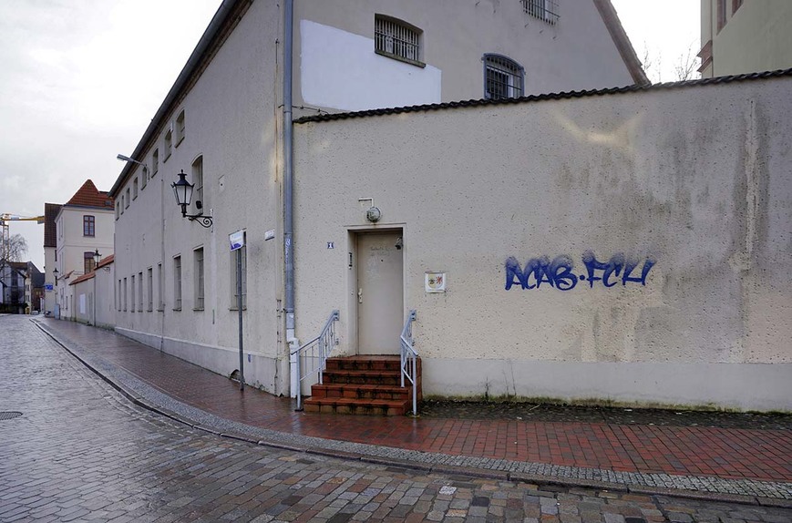 Download: Abb. 4. Hansestadt Wismar, Untersuchungsgefängnis, von Nordwest, 01/2018. (LAKD M-V/LD, J. Kirchner) Abb. 4. Hansestadt Wismar, Untersuchungsgefängnis, von Nordwest, 01/2018.