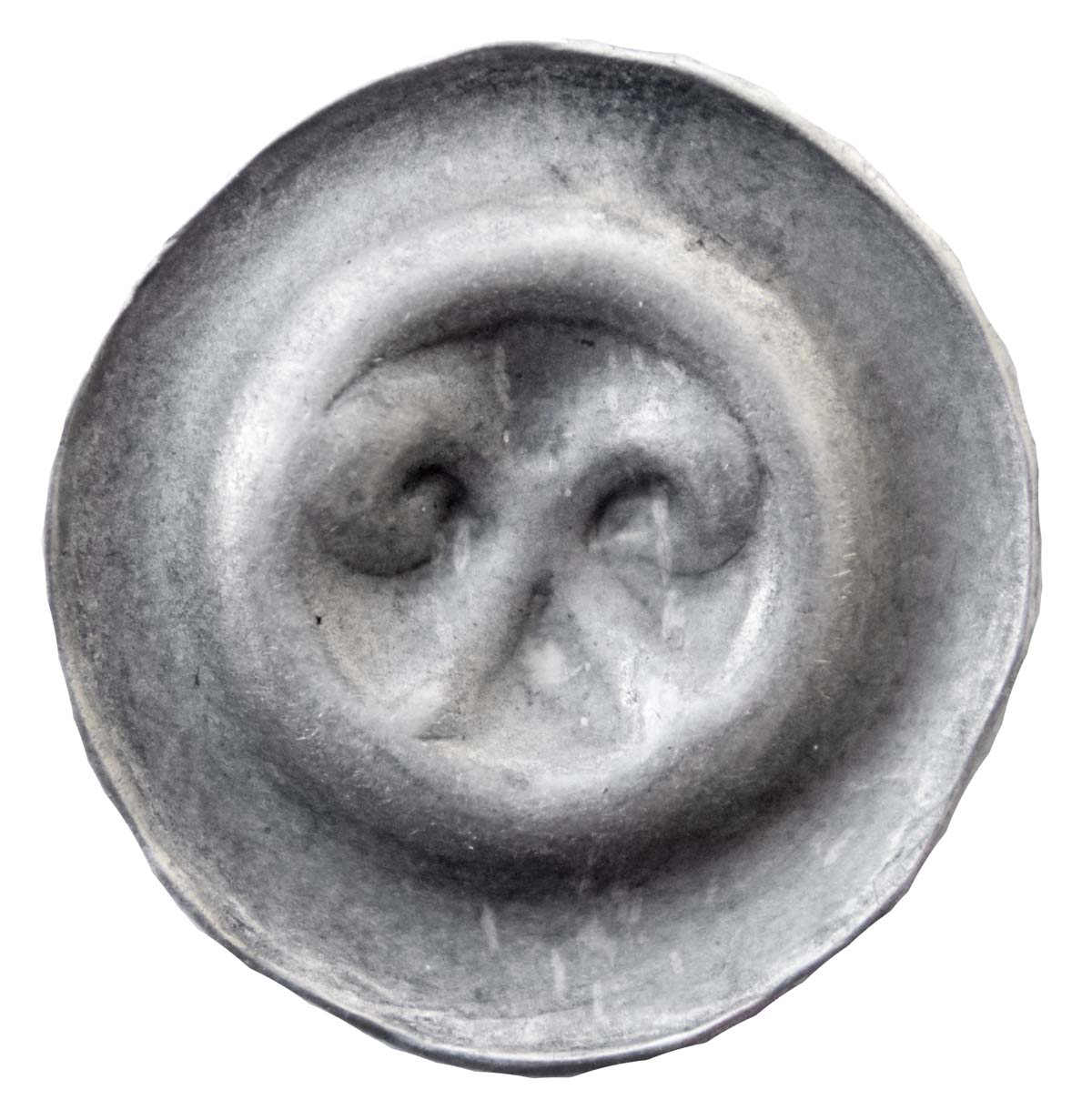 Abb. 24: Neuhof, Lkr. Vorpommern-Rügen, Fpl. 2. Schatz 2. Hohlpfennig aus Kolberg (Kołobrzeg; Durchmesser 14,8 mm). 