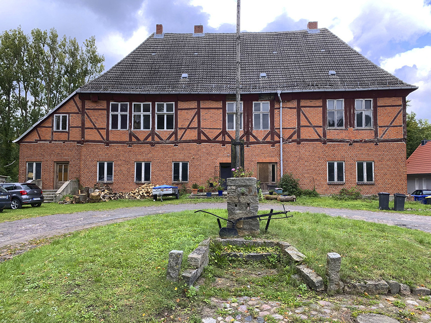 Abb. 1. Groß Salitz, Lkr. Nordwestmecklenburg, Gutshaus, September 2020. 