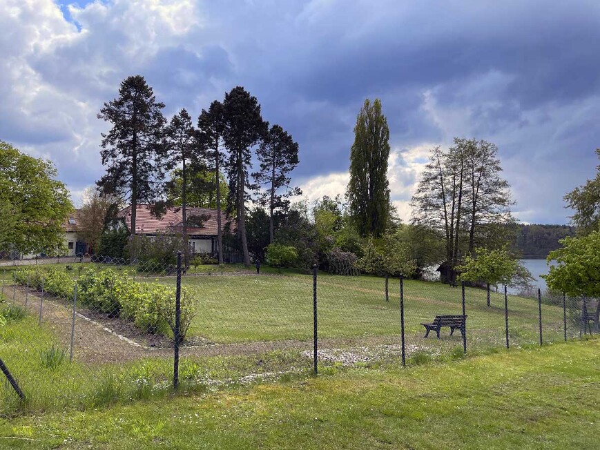 Download: Abb. 9. Das ehem. Anwesen der Familie Ditzen, heute das Hans-Fallada-Museum und Hans-Fallada-Archiv. (LAKD M-V, Dr. Ewa de Veer) Abb. 9. Das ehem. Anwesen der Familie Ditzen, heute das Hans-Fallada-Museum und Hans-Fallada-Archiv.