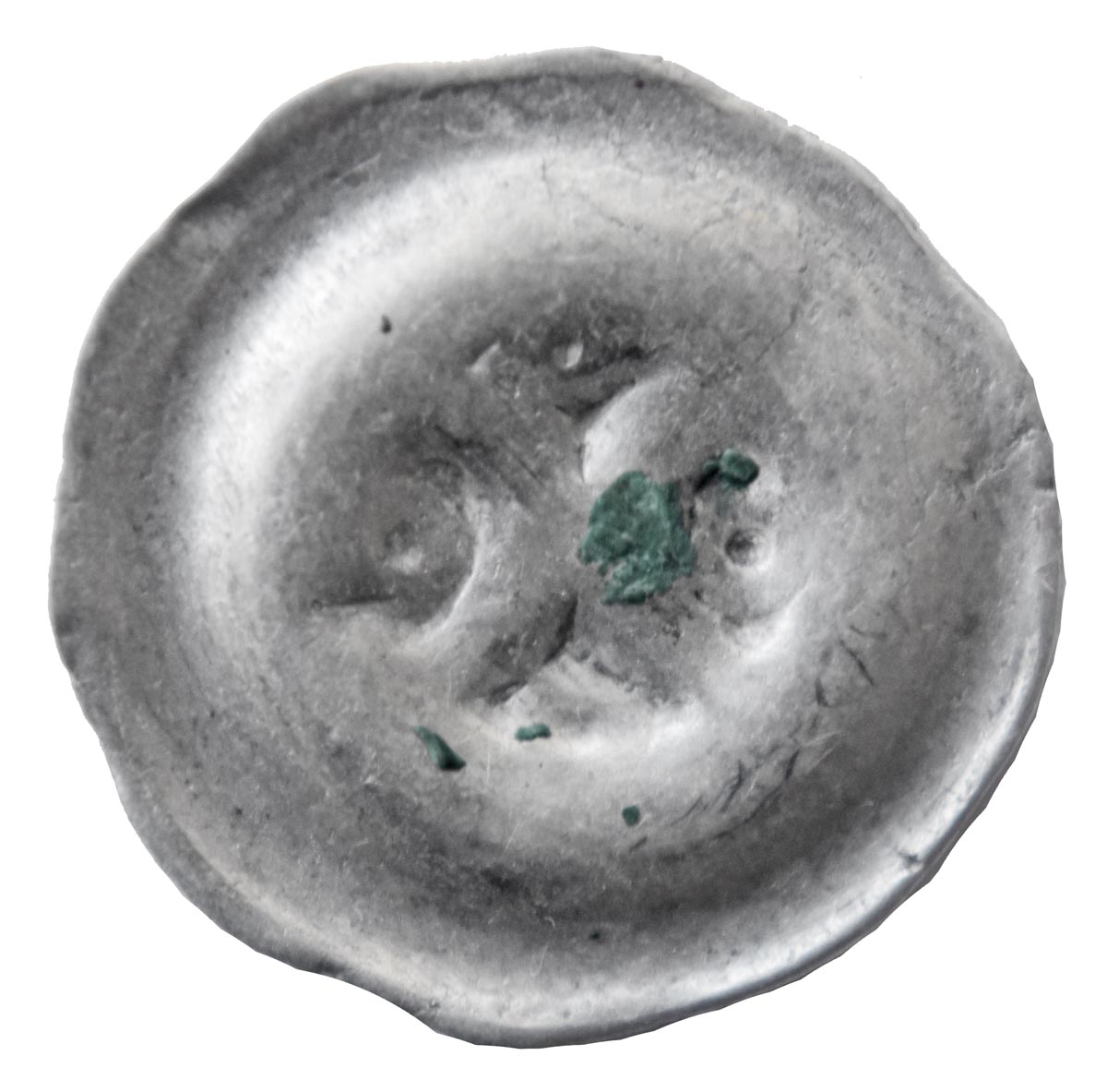 Abb. 25: Neuhof, Lkr. Vorpommern-Rügen, Fpl. 2. Schatz 2. Hohlpfennig aus Gollnow (Goleniów; Durchmesser 14,9 mm). 