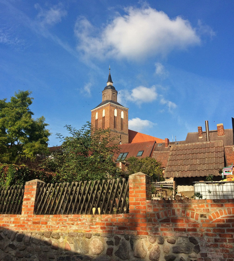Download: Abb. 5. Altentreptow, Lkr. Mecklenburgische Seenplatte, Kirche Sankt Petri vor der Sanierung, 2016. (LAKD M-V/LD, J. Amelung) Abb. 5. Altentreptow, Lkr. Mecklenburgische Seenplatte, Kirche Sankt Petri vor der Sanierung, 2016.