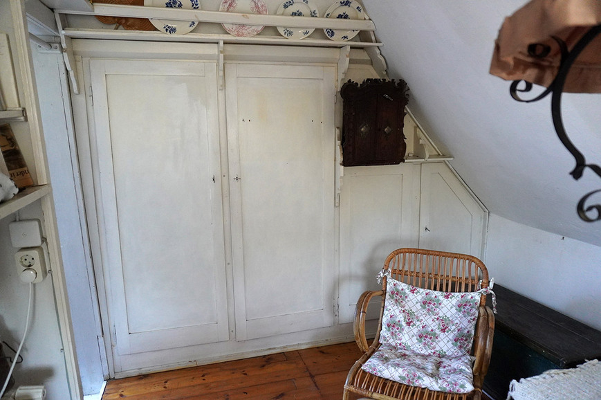 Abb. 12. Gästezimmer nach Norden mit Einbauschrank, 2024. 