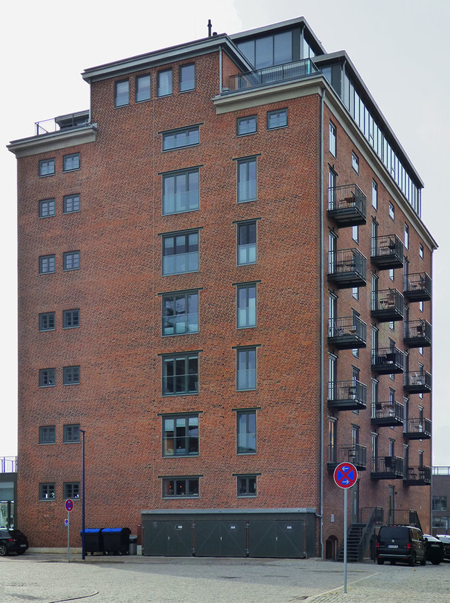 Download: Abb. 20. Wismar, Lkr. Nordwestmecklenburg, Alter Hafen, Ohlerichspeicher von Norden, 2019. Foto: LAKD M-V/LD, A. Krug Abb. 20. Wismar, Lkr. Nordwestmecklenburg, Alter Hafen, Ohlerichspeicher von Norden, 2019.