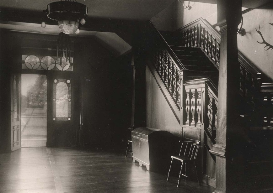 Abb. 5. Zühr, Landkreis Ludwigslust-Parchim, Gutshaus barocke Treppe, um 1937. 