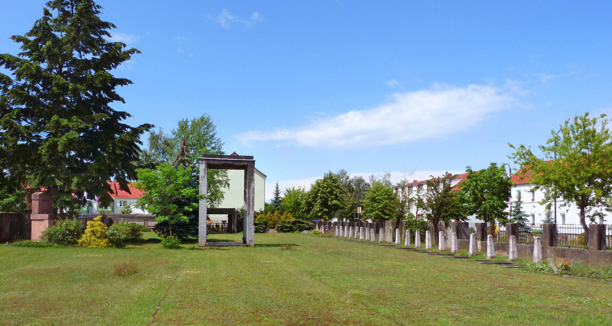 Löcknitz, Landkreis Vorpommern-Greifswald, Sowjetischer Ehrenfriedhof. 