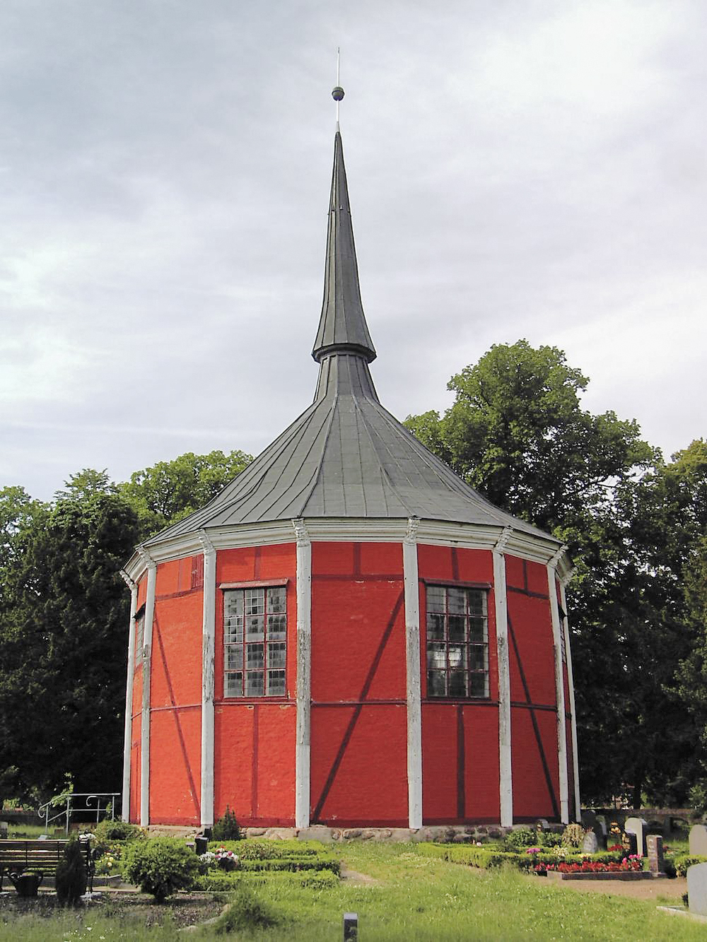 Griebenow, Landkreis Vorpommern-Rügen, Kirche. 