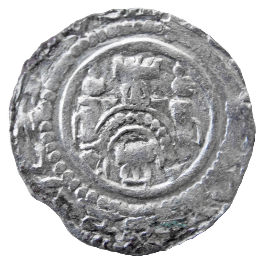 Abb. 4: Duckow, Lkr. Mecklenburgische Seenplatte, Fpl. 13. Denar aus Pommern, Vorder- und Rückseite (Dbg. 21; um 1181; Durchmesser 17,0 mm). 