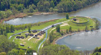 Luftbild Freilichtmuseum GroÃ Raden (Externer Link: www.freilichtmuseum-gross-raden.de)