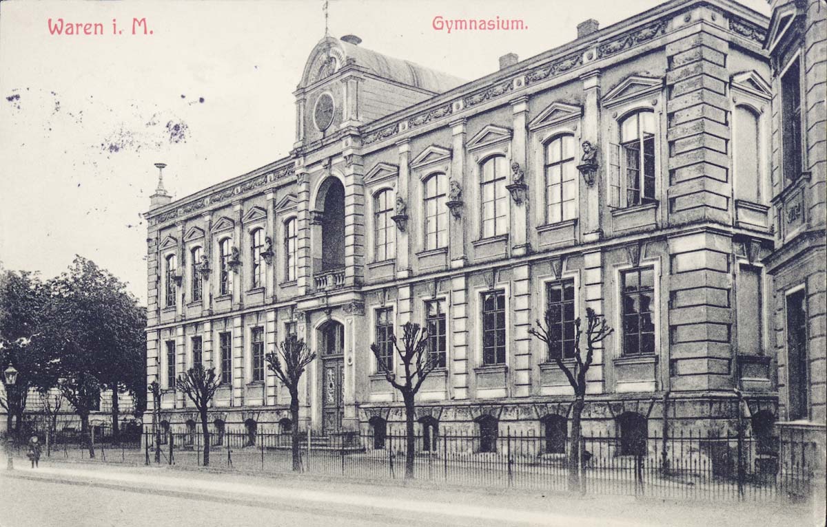 Abb. 2: Das Gymnasium in Waren, ca. 1913