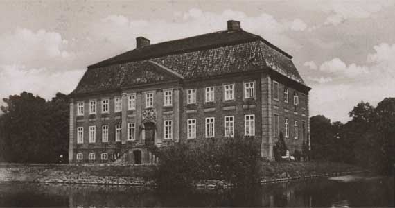 Abb. 1: Herrenhaus Johannstorf, um 1930