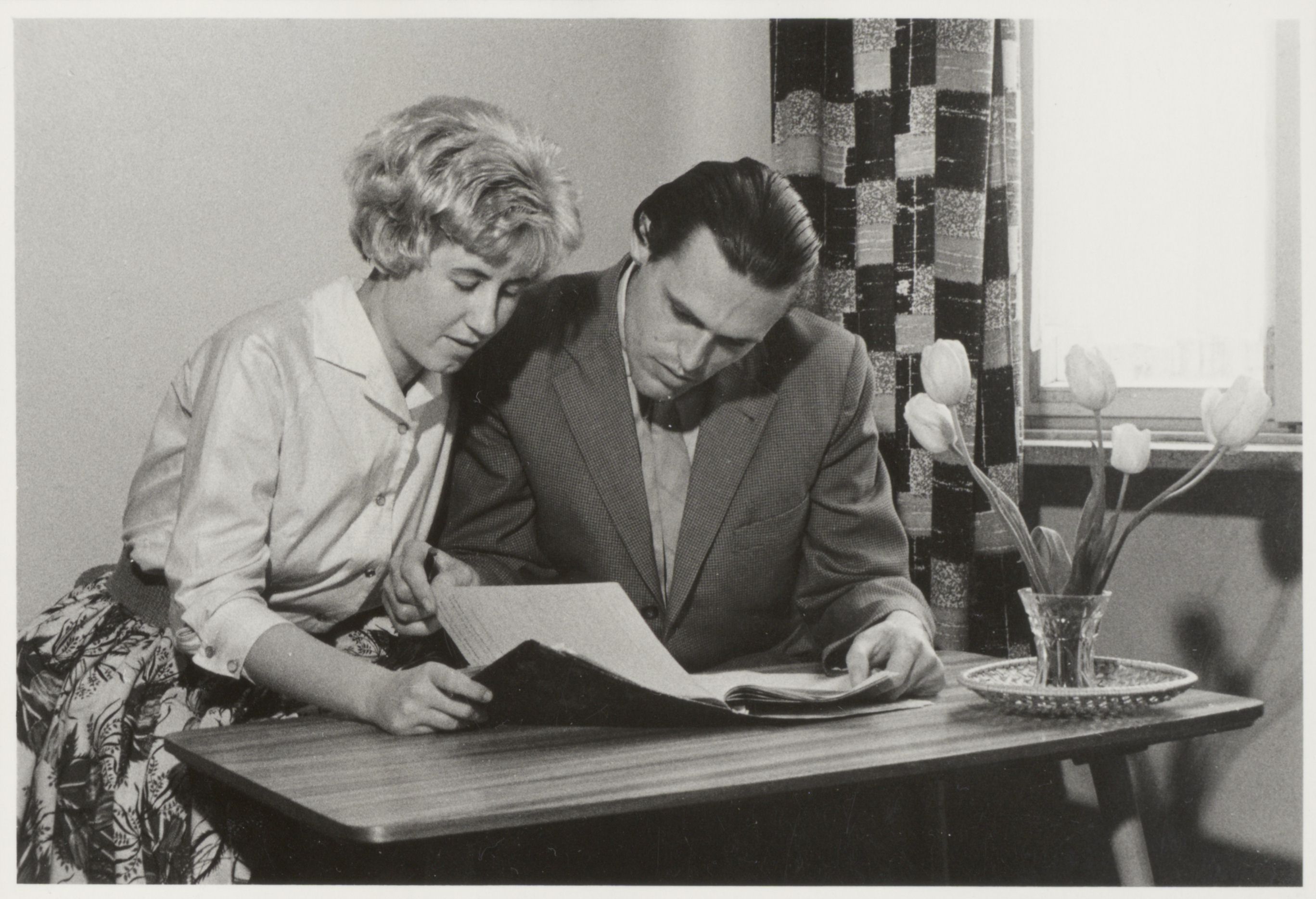 Johanna und Günter Braun in ihrer Magdeburger Wohnung