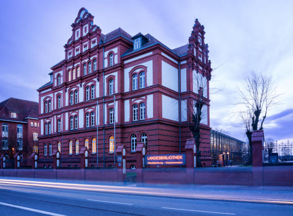 Altbau der Landesbibliothek Foto: Christoph Meyer Altbau der Landesbibliothek