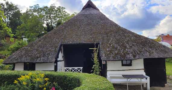 Abb. 2. Göhren, Lkr. Vorpommern-Rügen, Thiessower Str. 7, Rookhus, Ostansicht, 2023.