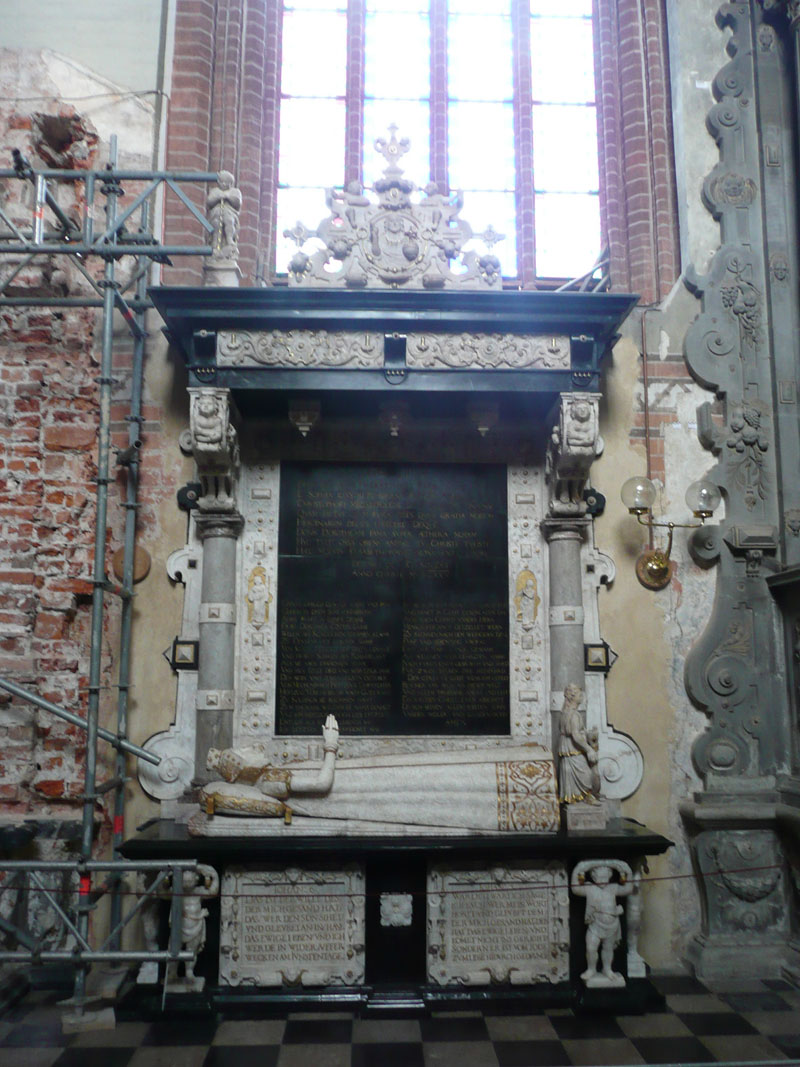 Güstrow, Dom, Dorotheenepitaph Gesamtaufnahme Januar 2010 Foto: LAKD MV/LD, E. Kuhnert Güstrow, Dom, Dorotheenepitaph Gesamtaufnahme Januar 2010