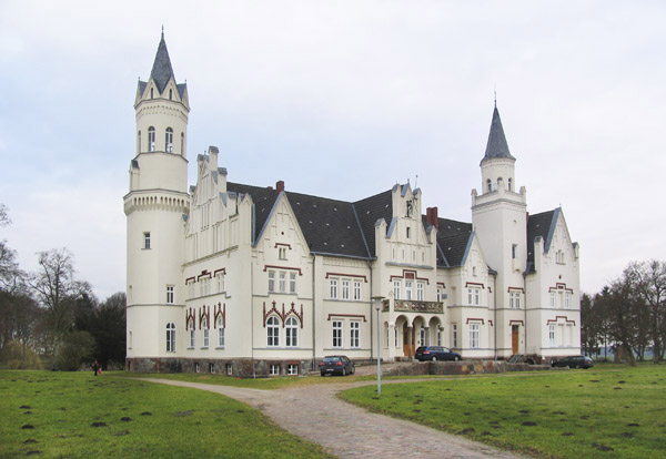 Kartlow, Landkreis Vorpommern-Greifswald, Gutshaus.