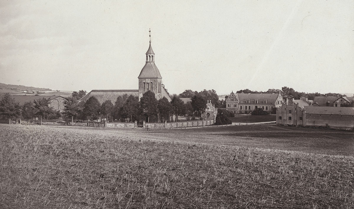 Schwarz-weiß Foto von Bristow, Landkreis Rostock - Ortsansicht um 1900 aus der Fotosammlung des LAKD MV