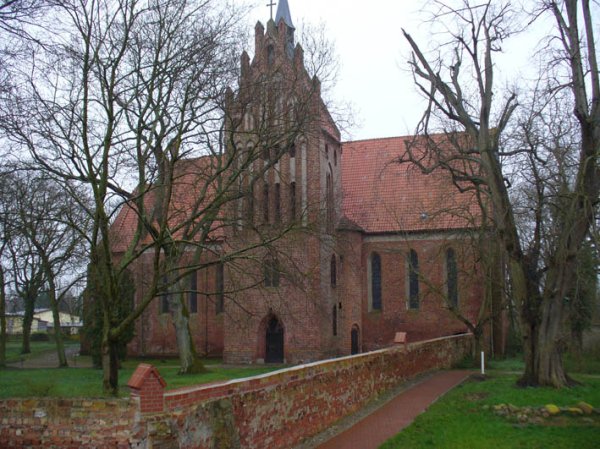 Die Klosterkirche Verchen Foto: LAKD MV/LD Die Klosterkirche Verchen